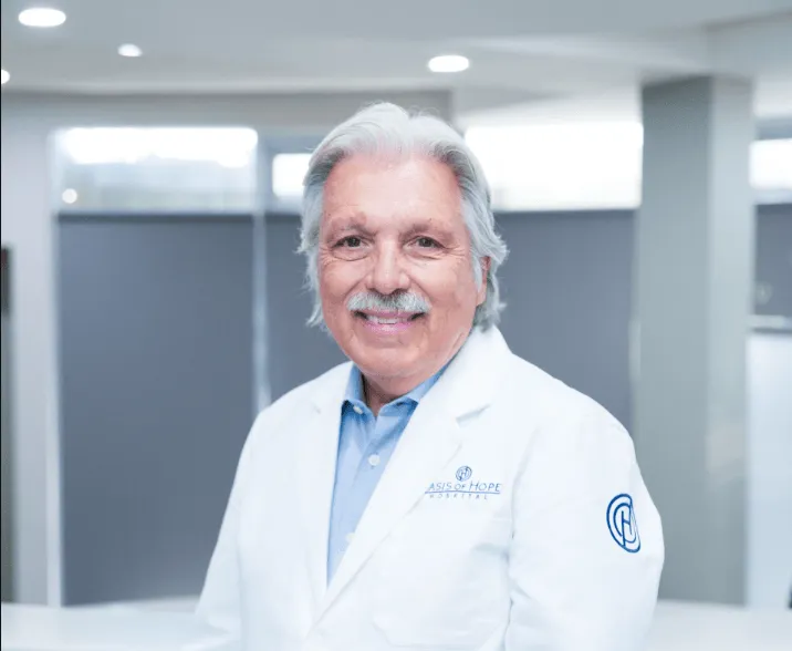 Dr. Francisco Contreras